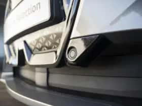 BMW iX (2023) thumbnail 20