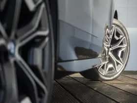 BMW iX (2023) thumbnail 33