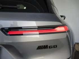 BMW iX (2023) thumbnail 36