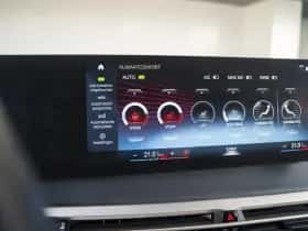 BMW iX (2023) thumbnail 37