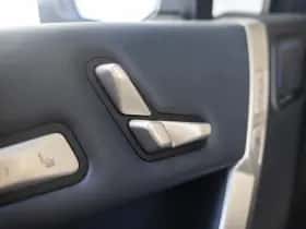 BMW iX (2023) thumbnail 41