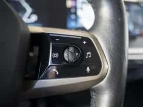 BMW iX (2023) thumbnail 46
