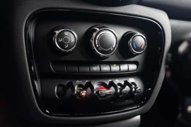 MINI Clubman (2022) thumbnail 23
