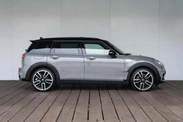 MINI Clubman (2018) thumbnail 4