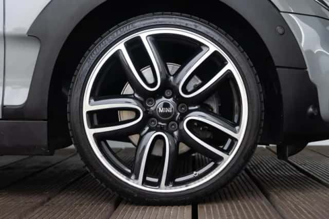 MINI Clubman (2018) thumbnail 6