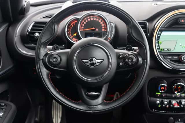 MINI Clubman (2018) thumbnail 8