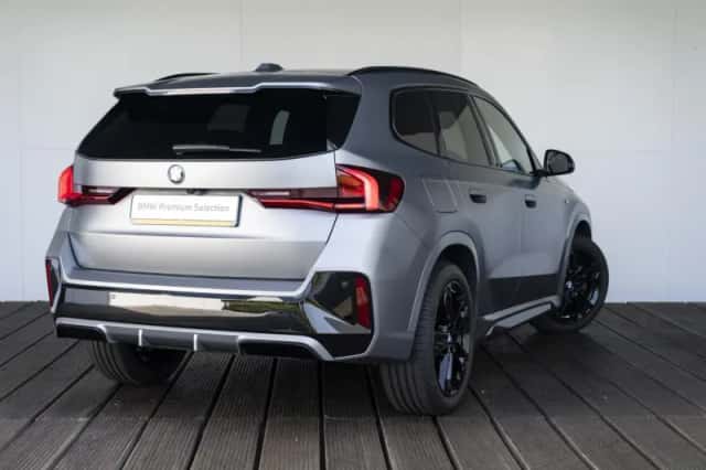 BMW X1 (2023) thumbnail 2
