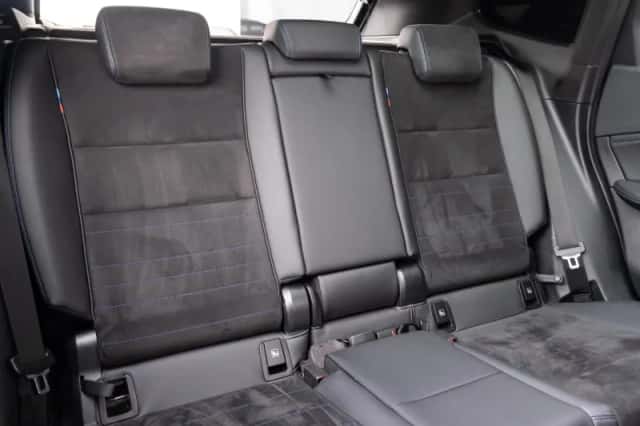 BMW X1 (2023) thumbnail 11