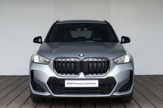 BMW X1 (2023) thumbnail 3