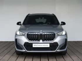 BMW X1 (2023) thumbnail 3