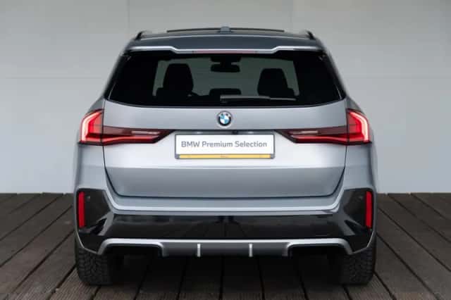 BMW X1 (2023) thumbnail 5