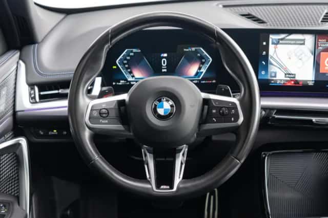 BMW X1 (2023) thumbnail 8
