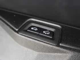 BMW X7 (2023) thumbnail 28