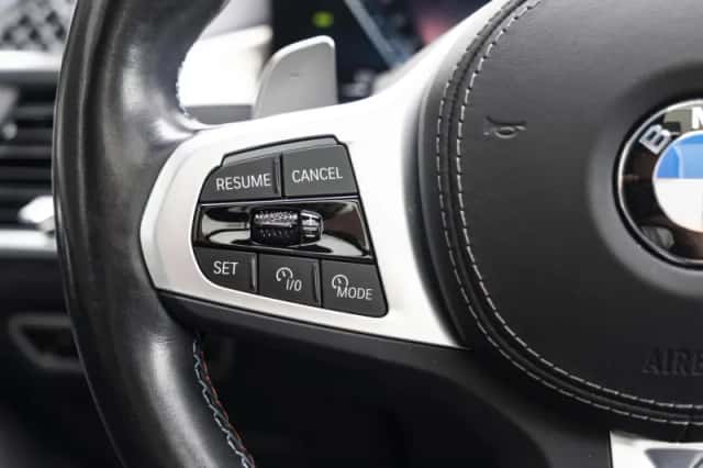 BMW X7 (2023) thumbnail 35