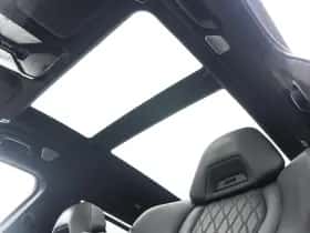 BMW X7 (2023) thumbnail 46