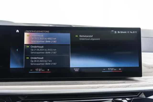 BMW X7 (2023) thumbnail 53