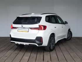 BMW X1 (2024) thumbnail 2