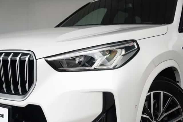 BMW X1 (2024) thumbnail 13