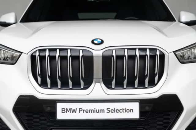 BMW X1 (2024) thumbnail 15