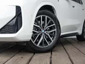 BMW X1 (2024) thumbnail 16