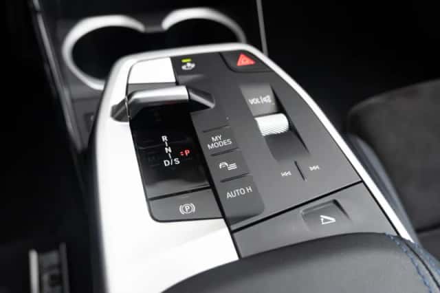 BMW X1 (2024) thumbnail 25