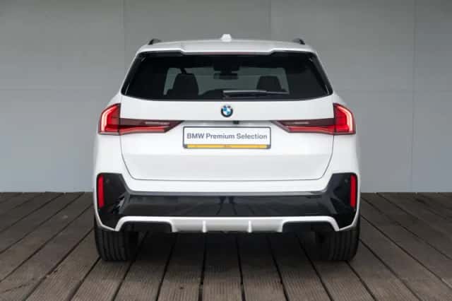 BMW X1 (2024) thumbnail 5