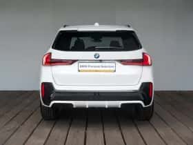 BMW X1 (2024) thumbnail 5