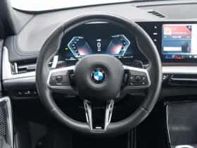 BMW X1 (2024) thumbnail 8