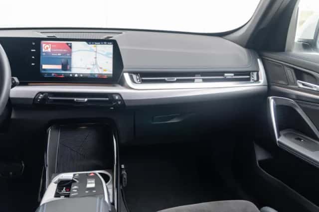 BMW X1 (2024) thumbnail 9