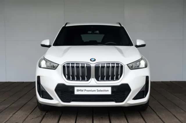 BMW X1 (2024) thumbnail 3
