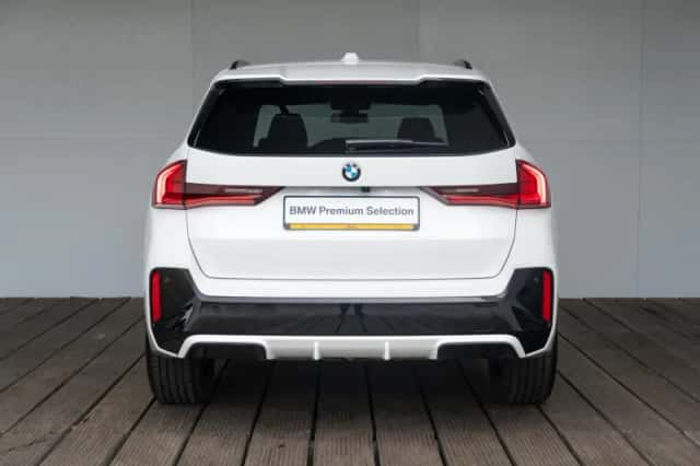 BMW X1 (2024) thumbnail 5