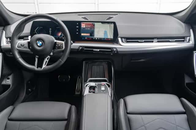 BMW X1 (2025) thumbnail 7