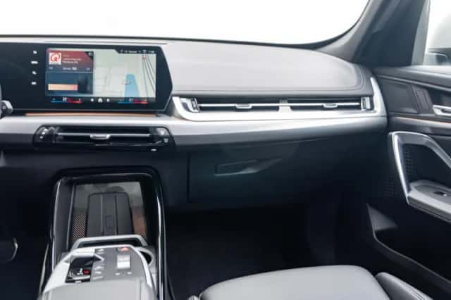 BMW X1 (2025) thumbnail 9