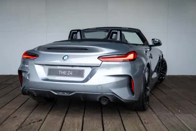 BMW Z4 (2026) thumbnail 2
