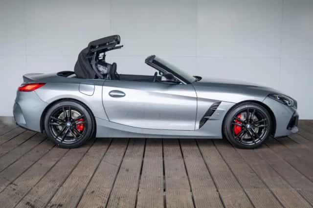 BMW Z4 (2026) thumbnail 5