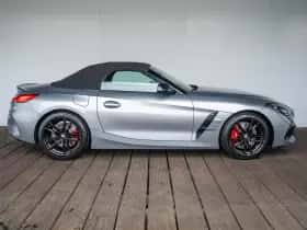 BMW Z4 (2026) thumbnail 6