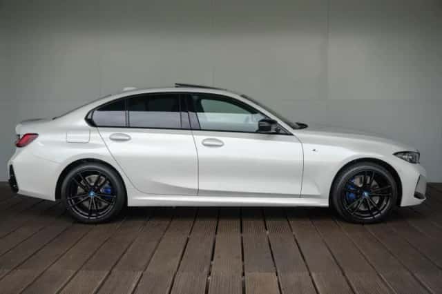 BMW 3-Serie (2024) thumbnail 3
