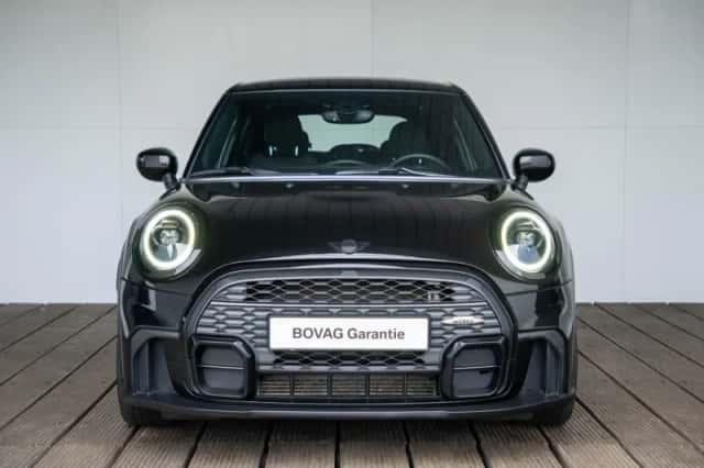 MINI Cooper (2022) thumbnail 3