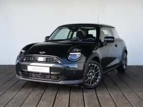MINI Cooper (2024) thumbnail 29