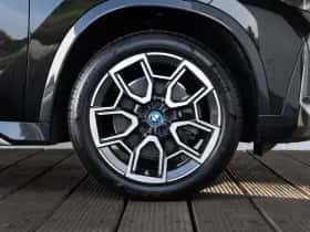 BMW X1 (2023) thumbnail 6