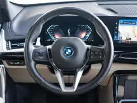 BMW X1 (2023) thumbnail 8