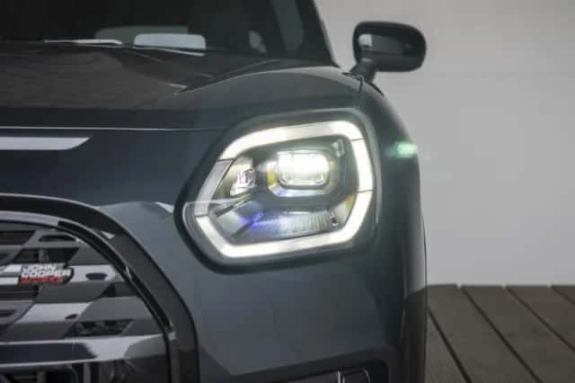 MINI Countryman (2026) thumbnail 16