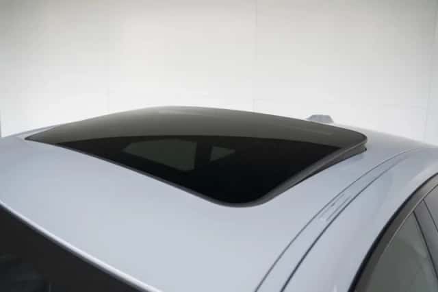 BMW i4 (2026) thumbnail 17