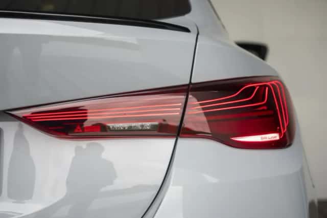 BMW i4 (2026) thumbnail 31