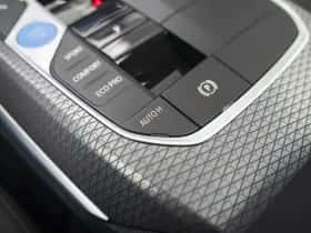 BMW i4 (2026) thumbnail 35