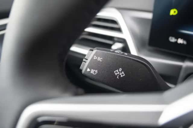 BMW i4 (2026) thumbnail 46