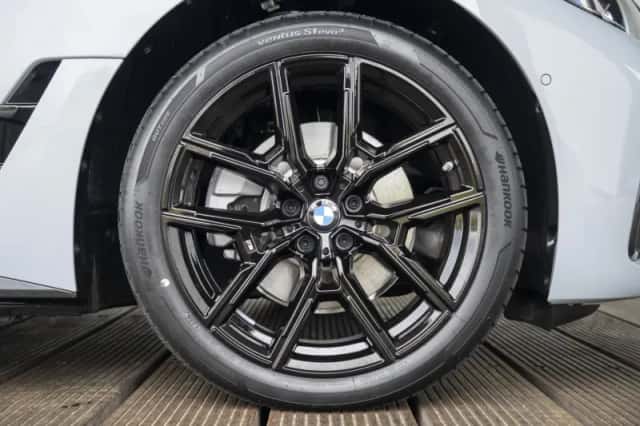 BMW i4 (2026) thumbnail 6