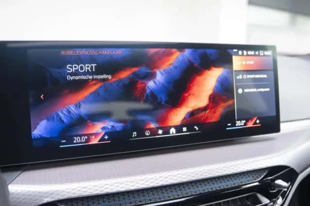 BMW i4 (2026) thumbnail 55