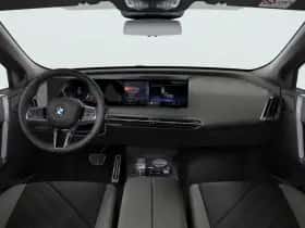 BMW iX (2026) thumbnail 3