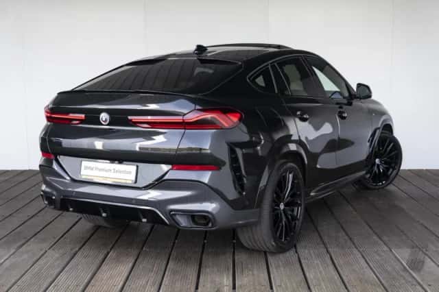 BMW X6 (2022) thumbnail 2
